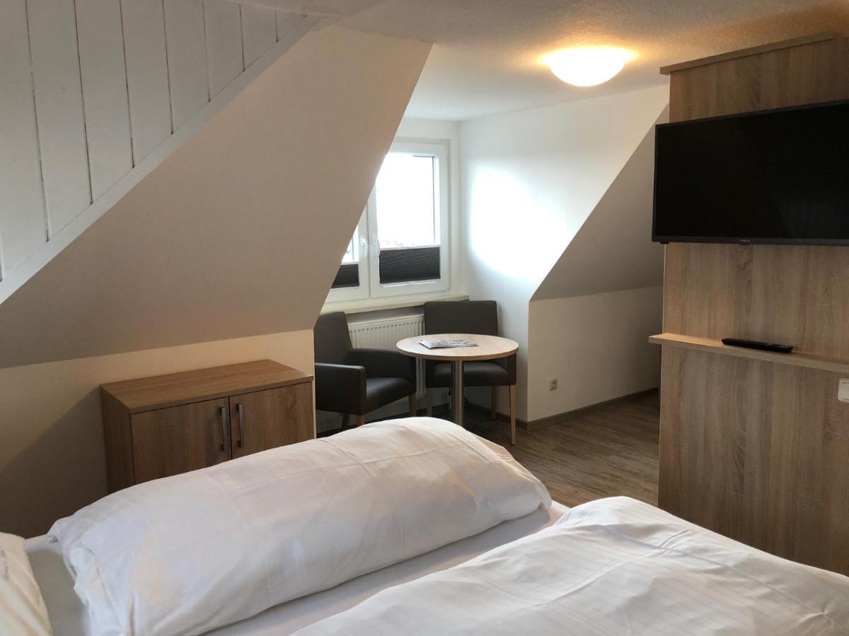 Heeren'S Hotel Garni Bensersiel Bagian luar foto